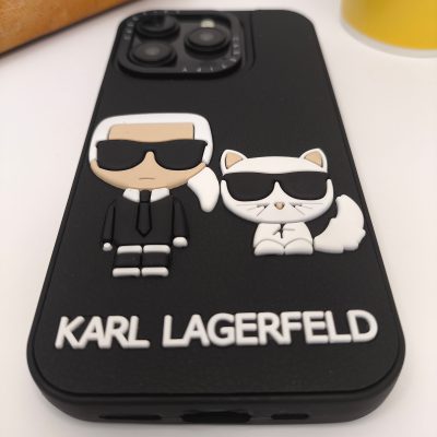 کاور آیفون کارل CASETIFY