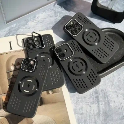 قاب مگ سیف مدل Black Force برای IPHONE 13