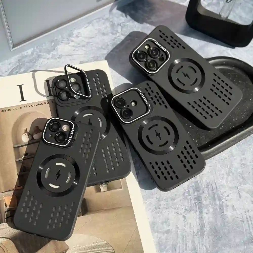 قاب مگ سیف مدل Black Force برای IPHONE 13