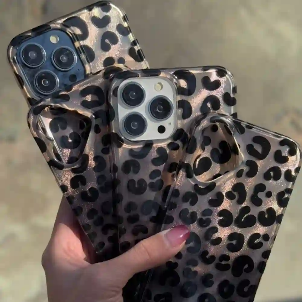 قاب پلنگی شاينی مدل Shiny leopard برای IPHONE 17 Pro